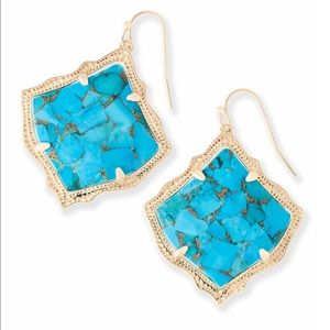 Kendra Scott Kirsten Drop Earrings In Gold